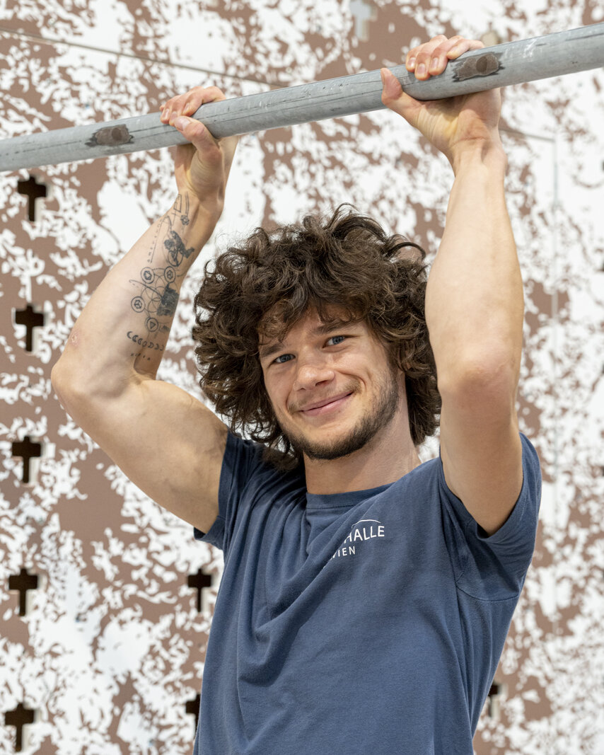 Trainer Jeremias Hnilica der Sporthalle Wien